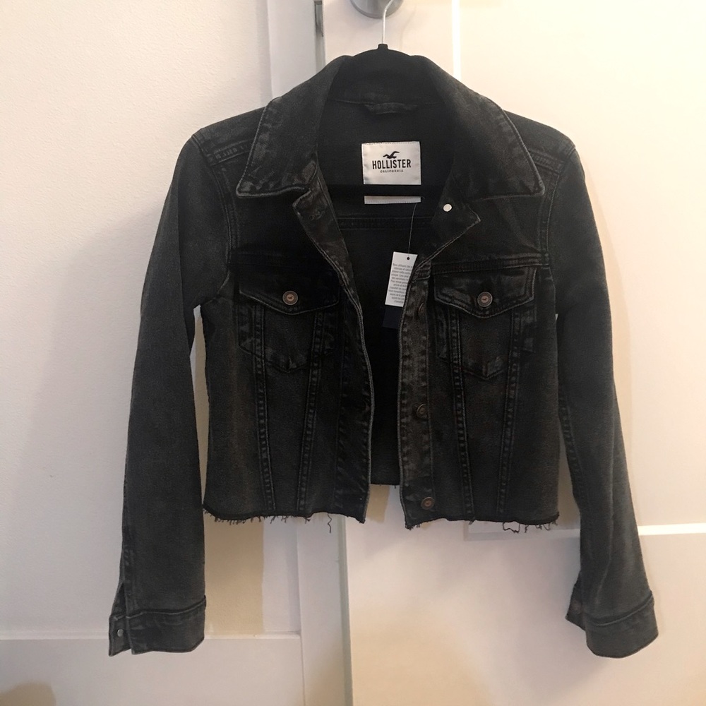 Hollister stretch crop denim jacket size s black